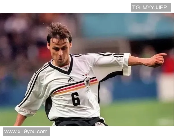 足球明星托马斯的传奇旅程与辉煌成就揭秘