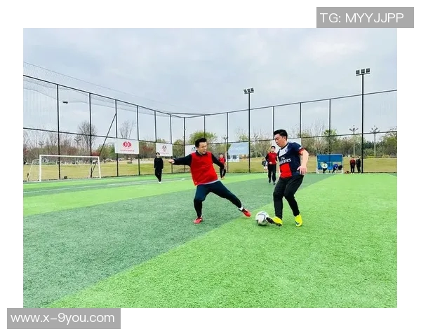 足球运动员度假生活揭秘放松与训练的完美平衡